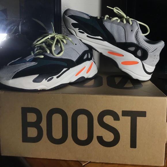 Yeezy Wave Runners 700